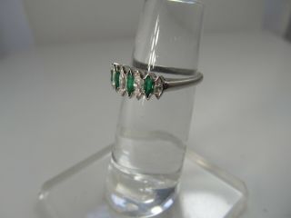 GREAT VINTAGE PLATINUM MARQUISE CUT NATURAL EMERALD DIAMOND BAND RING 3