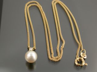 Vintage 18ct Gold Diamond & Pearl Pendant Necklace 1984