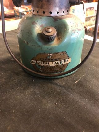 Vintage 1930s Green COLEMAN No.  234 LANTERN 2