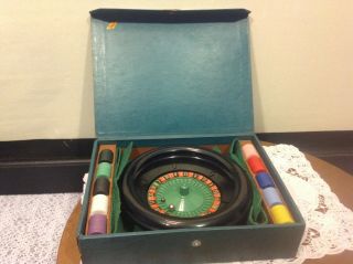 Vintage E.  S.  Lowe Ny Roulette Wheel Bakelite Gambling Game 1940 