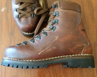 Vintage AKU Men ' s Mountain Climbing Boots Made for Gallo Juchten 43 EU/9.  5 US 3