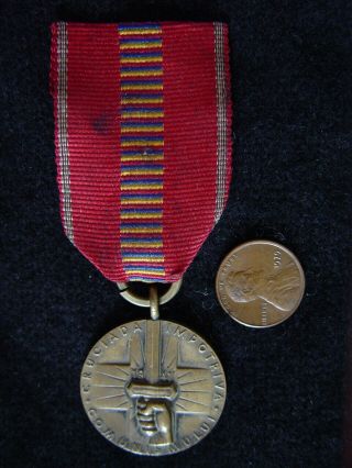 WW.  2 ROMANIAN CRUSADE AGAINST COMMUNISM MEDAL.  badge,  award,  stick pins. 2