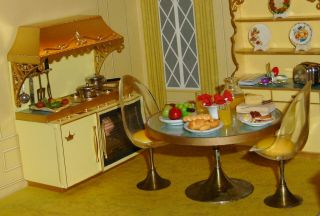 IDEAL Petite Princess (Patti) Dollhouse Kitchen Appliance Roombox_complete. 3