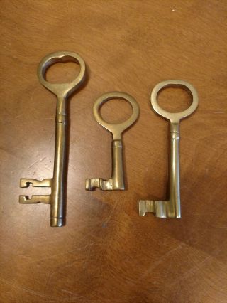 3 Antique/vintage Large Brass Skeleton Keys
