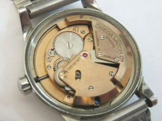 VINTAGE STAINLESS STEEL GENTS OMEGA AUTOMATIC WRIST WATCH CALIBER 351 MOVEMENT 2