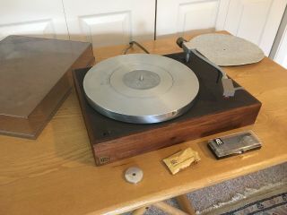 Vintage Acoustic Research Ar Xa Turntable.  Very Unit.  Perfect Quiet Speed.