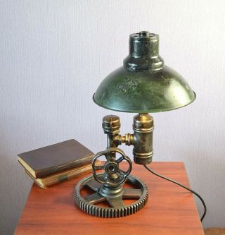 Vintage style Steampunk lamps on industrial design Edison light table lamp 4