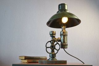 Vintage style Steampunk lamps on industrial design Edison light table lamp 5