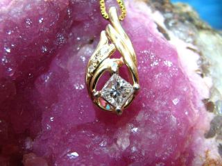 Vintage Solid 14kt Gold Natural 3/8 Ct Princess Cut Diamond Pendant W/14kt Chain