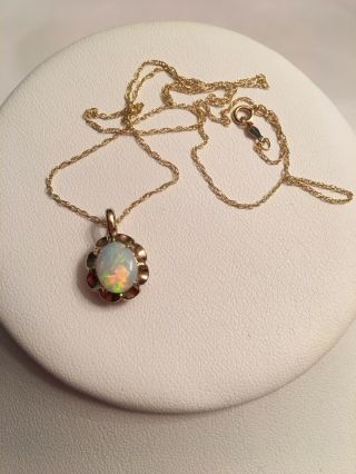 Vintage Opal White Fire 14k Yellow Gold Pendant Necklace