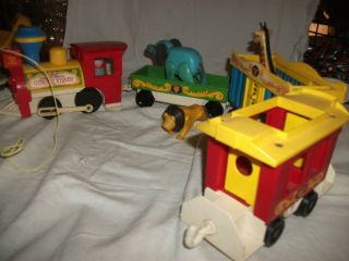 vintage FISHER PRICE LITTLE PEOPLE CIRCUS TRAIN 991 2