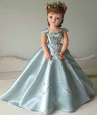 Gorgeous Madame Alexander 20 " Cissy Doll In Tagged Gown 1955