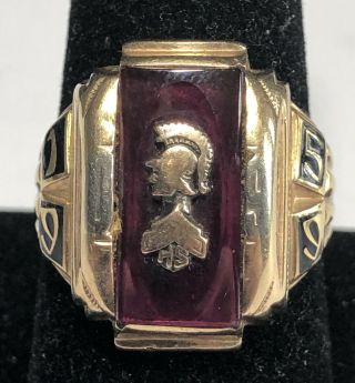 1959 10k Yellow Gold Class Ring,  9.  6 Gram,  Size 9 1/2