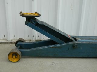 Vintage Walker 4 Ton Floor Jack 93657 8