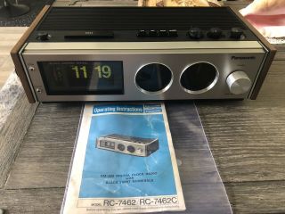 Vintage 1974panasonic Rc - 7462 Black Light Flip Clock Radio Alarm Am Fmafcmanual