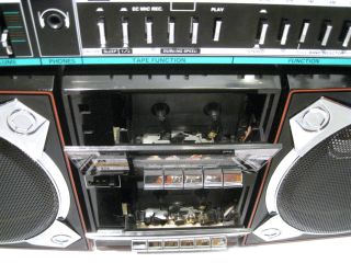 Helix HX - 4636 Jumbo Vintage Stereo Boombox Portable Dual Cassette AM - FM - SW. 10