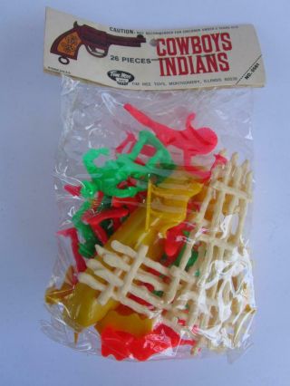 Vintage Tim Mee Toys 26 Piece Cowboy Indians Western Plastic Toys Old Stock 3
