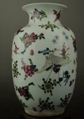 Chinese Old Antique Hand - Made Famille Rose Porcelain Vase /yongzheng Mark C01