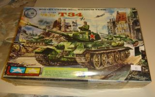 Vintage Tamiya T34 Soviet Union 35 Ton Tank Model 1/35 Motorized Not Complete