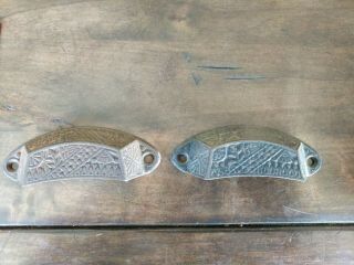 Set of 2 Antique Eastlake Ornate Cast Iron Apothecary Bin Pulls Drawer Handles 2