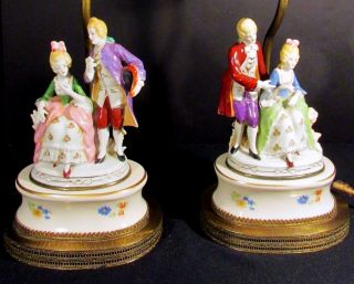 2 Vintage Porcelain Table Lamps Colonial Courting Couples W/ Brass Bases Ca 1940