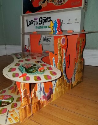 RARE VINTAGE REMCO 1966 LOST IN SPACE 3D ACTION FUN BOARD GAME 6