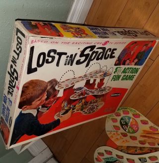RARE VINTAGE REMCO 1966 LOST IN SPACE 3D ACTION FUN BOARD GAME 7