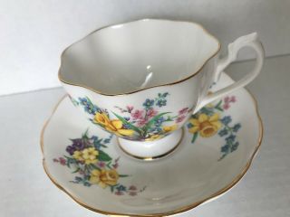 Pretty Spring Daffodils Queen Anne Tea Cup and Saucer Set Cond. 8