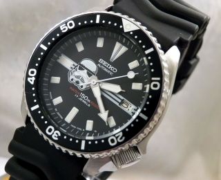 Seiko Star Wars Stormtrooper Black/white Automatic Scuba Divers Date Watch 7002