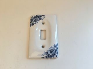 Vintage Ceramic Light Switch Single Toggle Plate Cover Blue Flowers on White 2