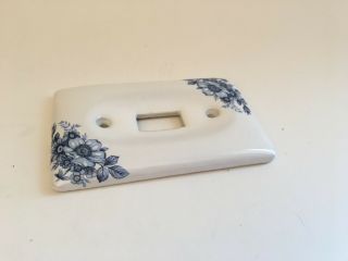 Vintage Ceramic Light Switch Single Toggle Plate Cover Blue Flowers on White 3