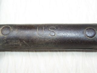 WW 2 U.  S.  T - HANDLE SHOVEL WITH COVER 1943 B.  B.  S.  CO. 8