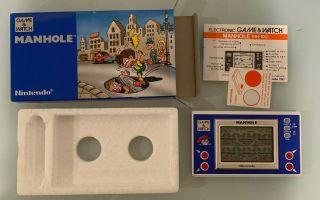 Vintage Nintendo Game & Watch Manhole Nh - 103 With Box