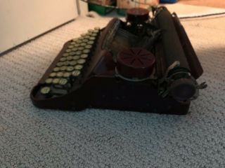 Vintage Smith Corona Model 4 Portable Typewriter Burgundy Made in USA RARE COLOR 5