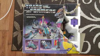 Vintage Transformers - G1 Trypticon 1986,  Styrofoam,  100 Complete
