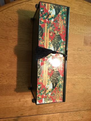 chinese Lacquer Box Velvet Linning 4