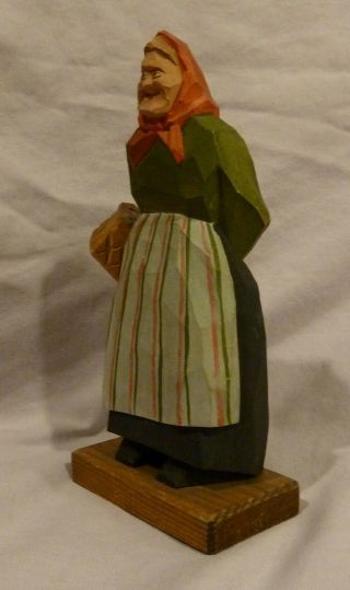 SWEDISH HAND CARVING - OLD LADY W/BASKET - NILS GUNNARSSON - 1945 - ARTIST SIGNED 6