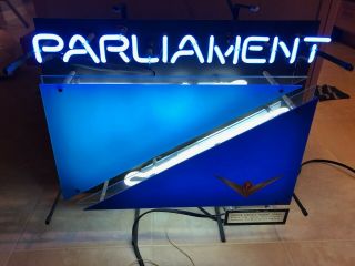 Parliament Cigarette Vintage 1990 ' s Neon Bar Sign 24 X 20 Inch 2