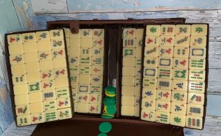 Vintage Japanese Dominoes With Case 144ct