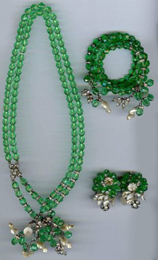 Stunning Vintage Green Crystal Rhinestone Necklace Bracelet & Earrings Set