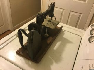 PRE1800’s Vintage SINGER Antique Sewing Machine Only 1 Of A Kind With Iron 2