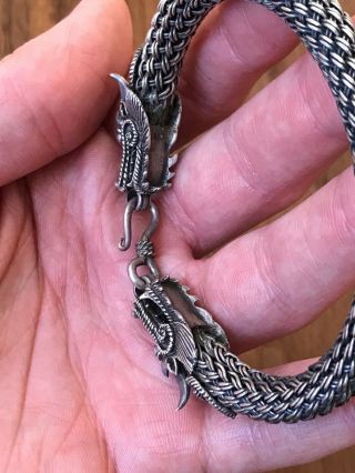 Vintage 1970’s Sterling Silver Double Dragon Head Detailed Bracelet - 43 Grams 10