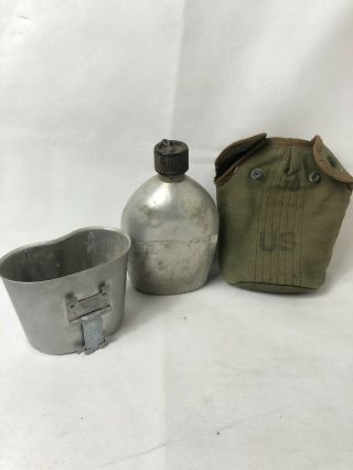 Vintage Rare 1943 Ww2 Us Army Canteen With Case