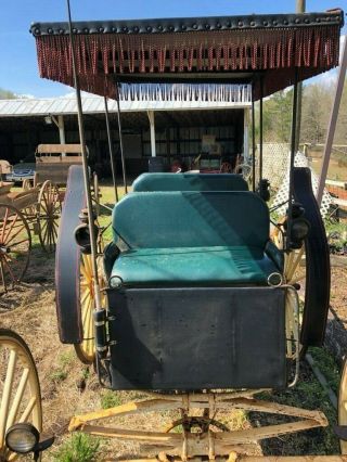 HORSE DRAWN CARRIAGE WAGON BUGGY ANTIQUE SURREY FRINGE TOP 11