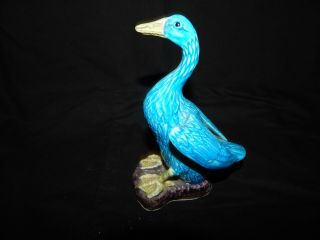 OLD 6” ANTIQUE CHINESE TUQUOISE GLAZED PORCELAIN DUCK FIGURINE. 3
