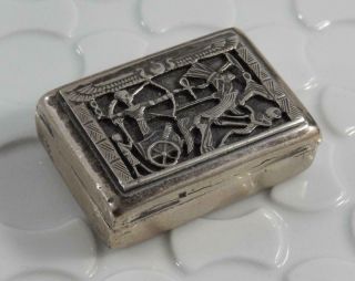 Vintage 900 Silver Ancient Egyptian Charioteer Egypt Pill / Snuff Box M0076