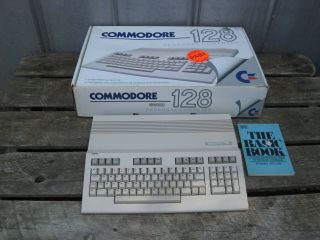 Vintage Commodore 128 Computer With Power Supply & Box A0591