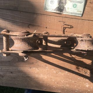 Unusual Antique Cast Iron Loudens Hay Trolley Barn Pulley Carrier 1883 5