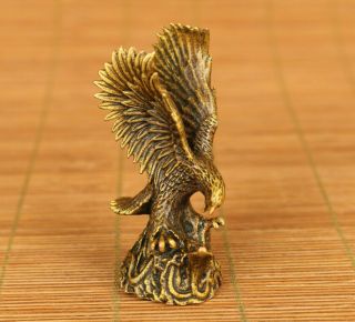 Chinese Old Bronze Hand Carving Eagle Statue Figure Collect Hand Piece