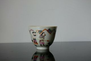 El04 Chinese Antique Porcelain 1870 People Figure Tea Cup Mag